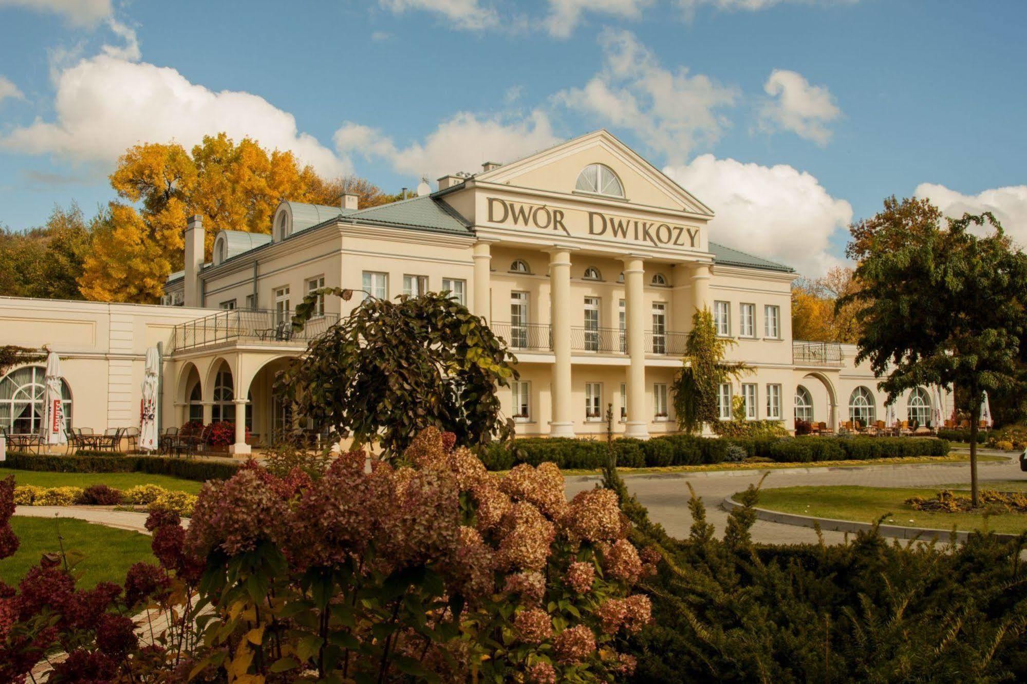 Dwór Dwikozy Exterior foto